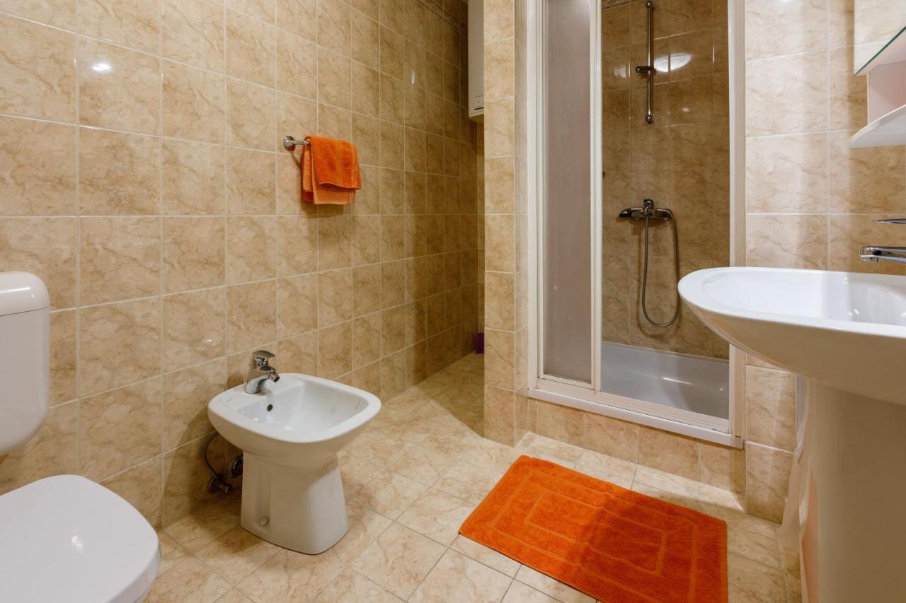 Apartments Loncaric Цриквеница Экстерьер фото