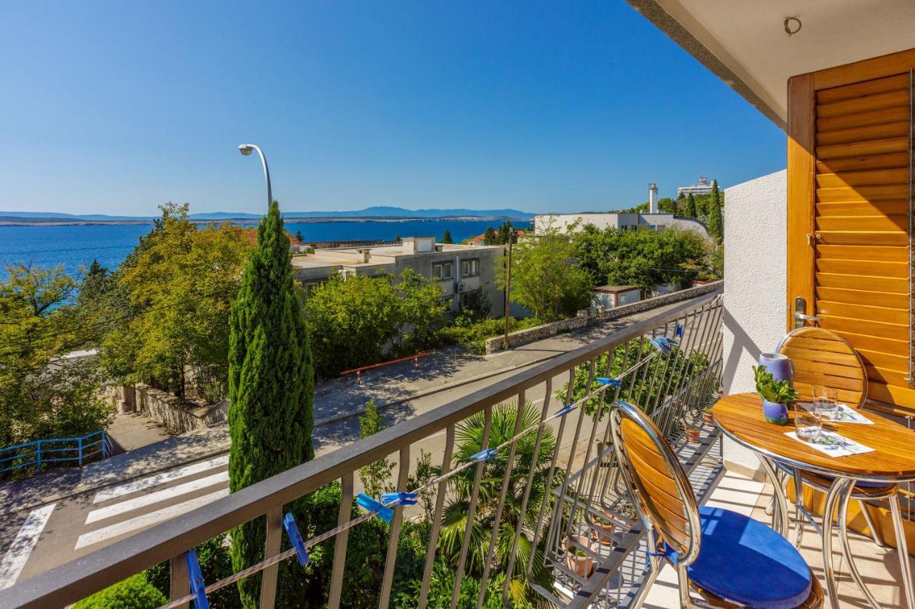 Apartments Loncaric Цриквеница Экстерьер фото
