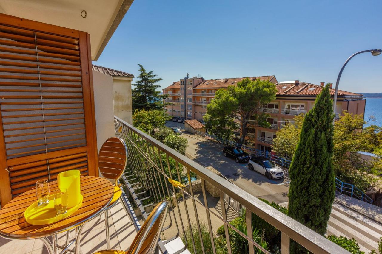 Apartments Loncaric Цриквеница Экстерьер фото